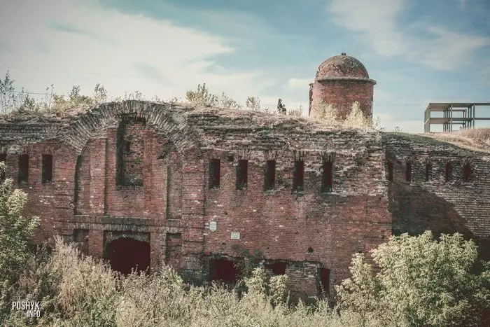 Крэпасць у Бабруйску капанір