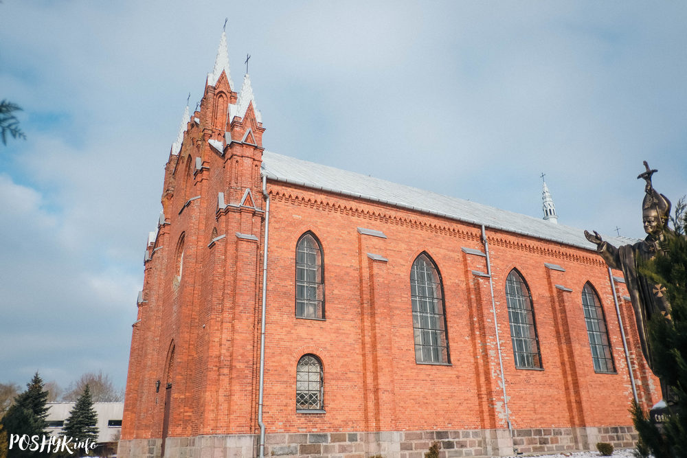 Костел в курортном поселке Нарочь