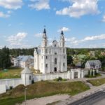 “Белый” костел святого Михаила Архангела в поселке Ивенец "Белый" костел святого Михаила Архангела в поселке Ивенец