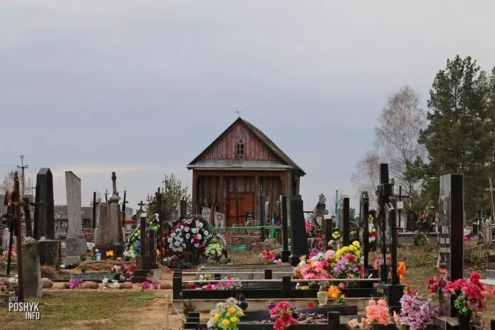 Капліца ў пасёлку Івянец.