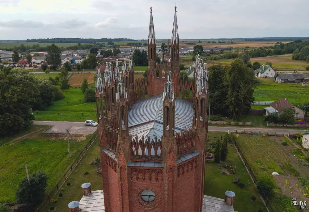 Касцёл у Сар'і