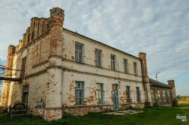 Любча флігель