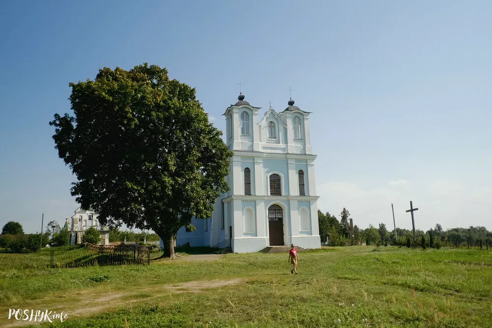 Касцёл Адведзін Найсвяцейшай Дзевы Марыі ў Вішнева Адзін са старэйшых касцёлаў Беларусі знаходзіцца ў вёсцы Вішнева
