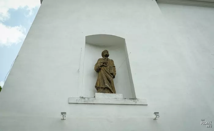 Скульптуры кобрынскі касцёл