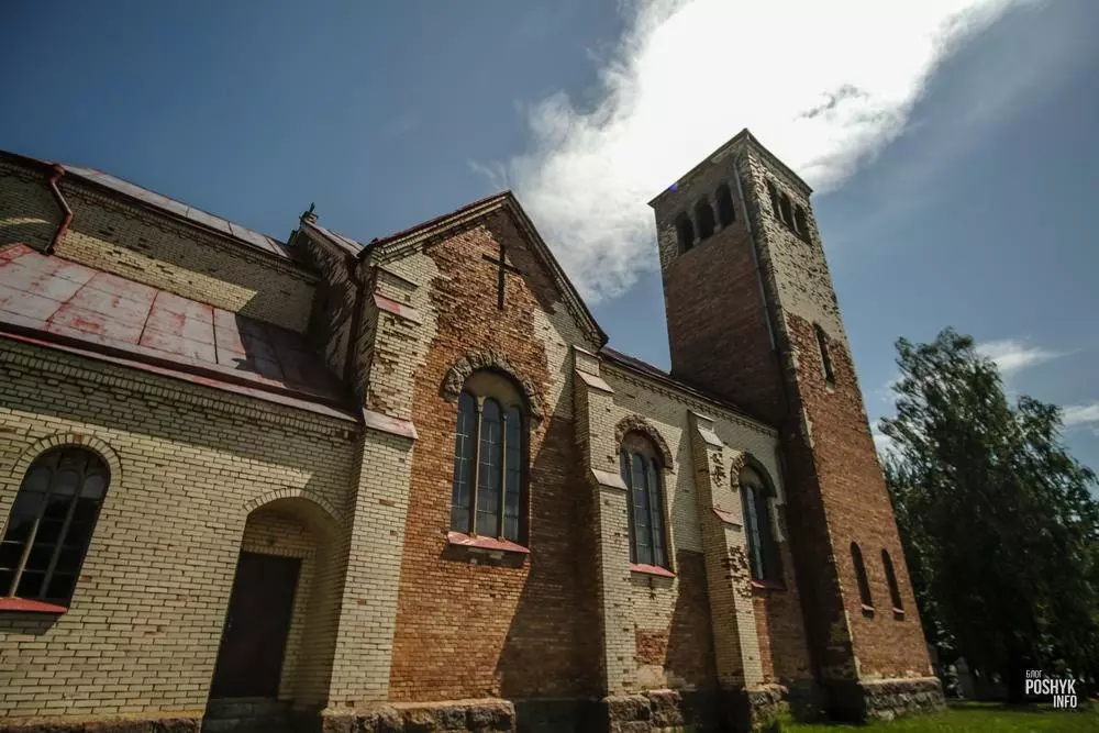 Касцёл у пасёлку Школьны (Хатава) Касцёл у пасёлку Школьны (Хатава)