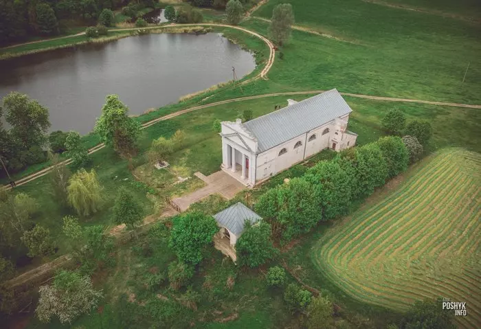 Касцёл Святога Юр'я ў вёсцы Сваяцічы.