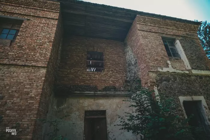 Карэтная ў Жалудку