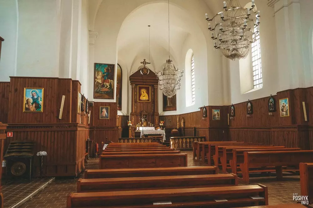 Як выглядае касцёл у Ражанцы, фота ўнутры Як выглядае касцёл у Ражанцы, фота ўнутры