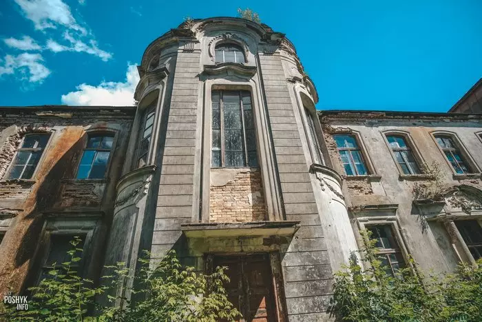 Закінутая сядзіба ў Жалудку