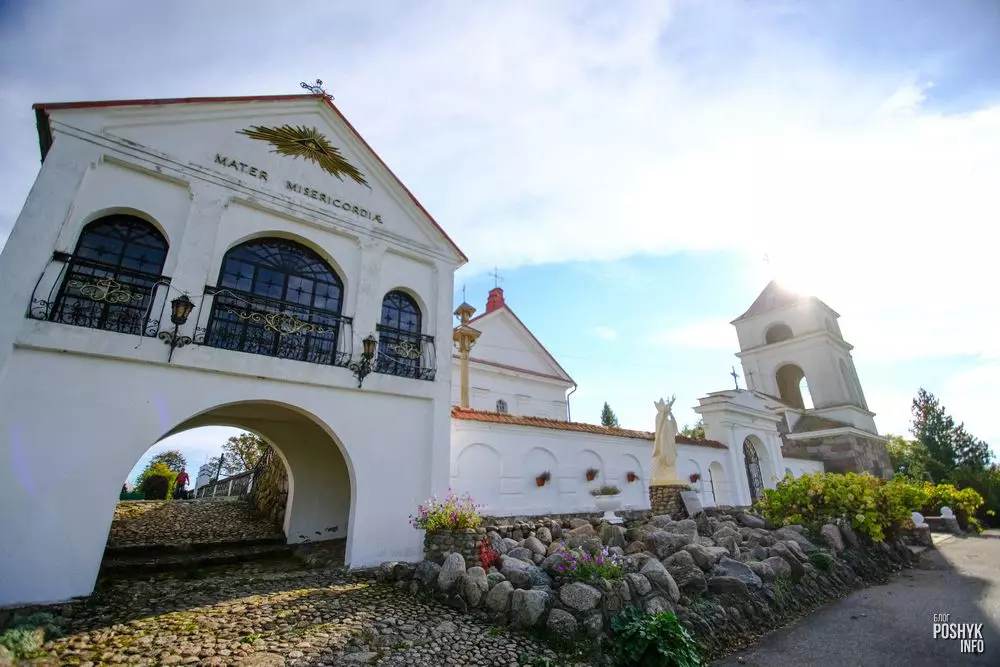 Касцёл Святой Ганны ў вёсцы Мосар