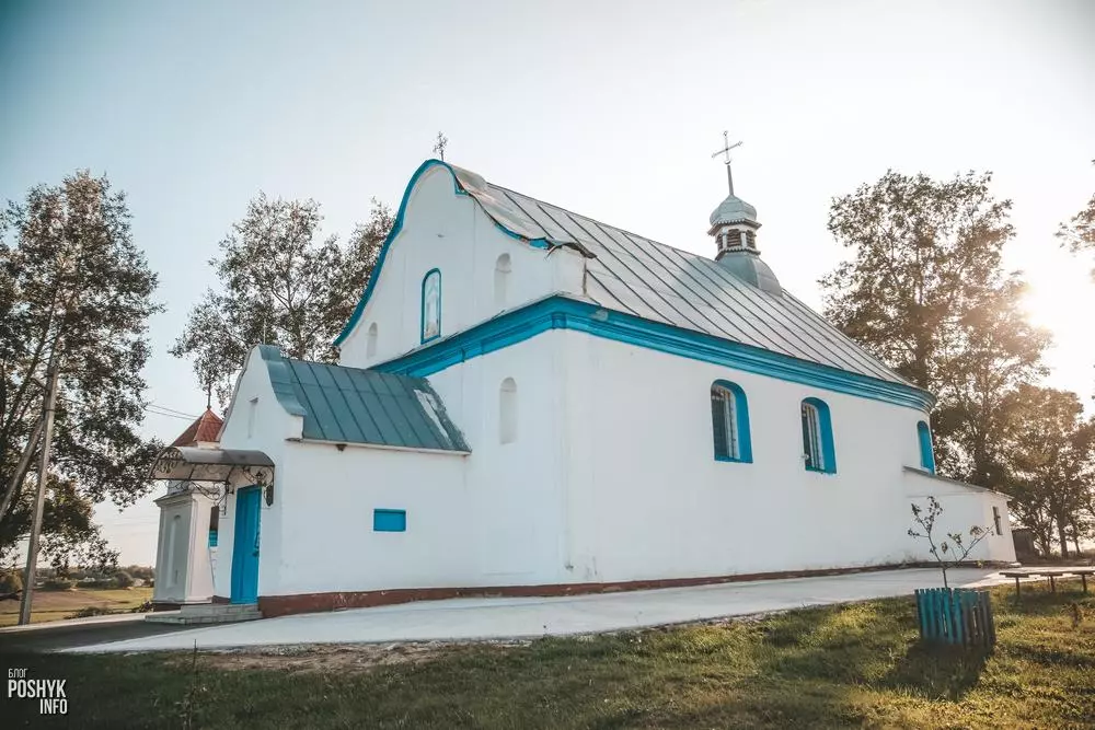 Пакроўская царква ў вёсцы Вялікая Ліпа Пакроўская царква ў вёсцы Вялікая Ліпа