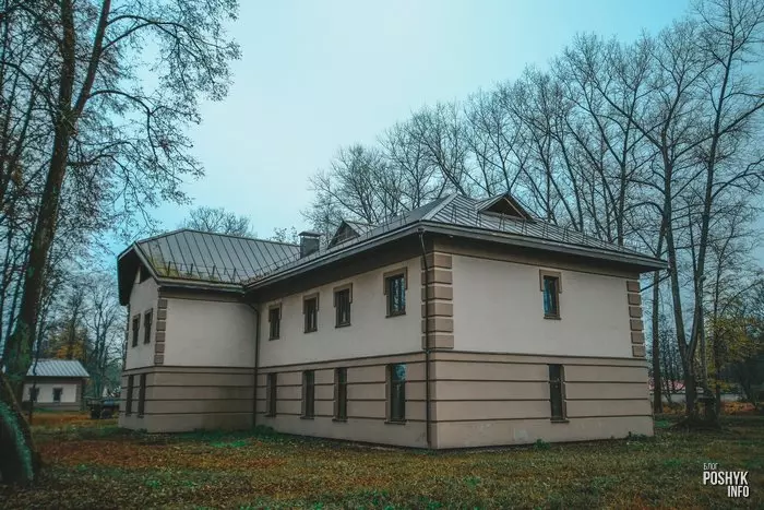 Флігель у вёсцы Лынтупы