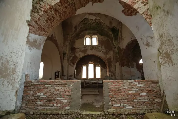 Занядбаная царква ў Марцінава Занядбаная царква ў Марцінава