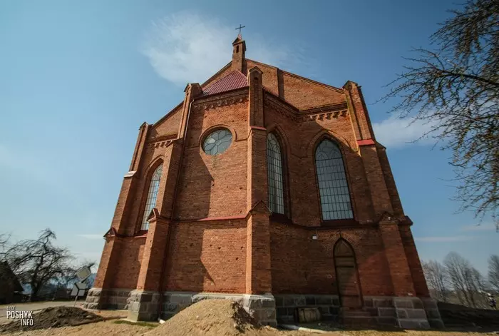 Касцёл у пасёлку Ушачы Касцёл у пасёлку Ушачы