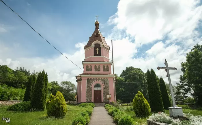Царква ў вёсцы Малая Бераставіца