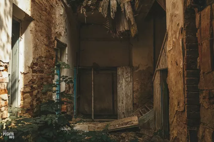 Закінутая сядзіба ў Лінове.