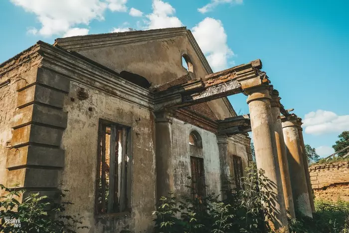 Руіны флігеля Барысаўшчына