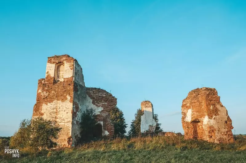 Sights of Belarus - the ruins of the church in the village of Pochaevichi