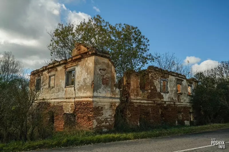 Закінуты дом вёска Вялікі Двор