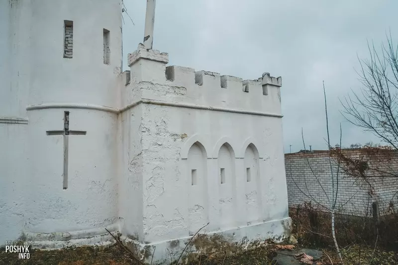 Вартоўня Маёнтак Пуслоўскіх у аграгарадку Пескі