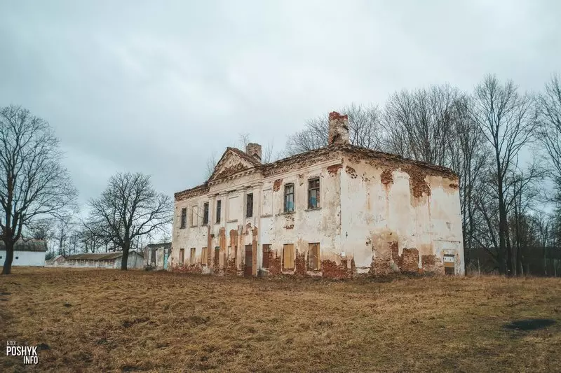 Рэшткі сядзібы Солтанаў у Мураване