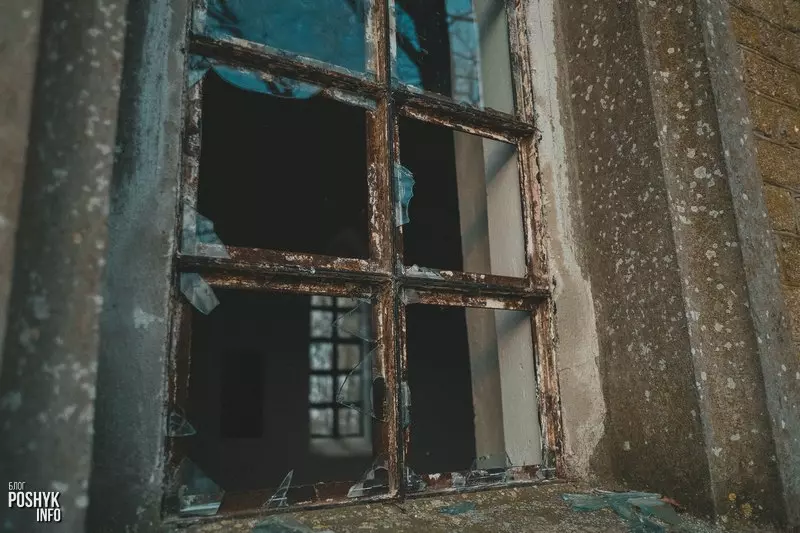 Капліца-пахавальня Талочкаў у вёсцы Вялікая Ракавіца Капліца-пахавальня Талочкаў у вёсцы Вялікая Ракавіца