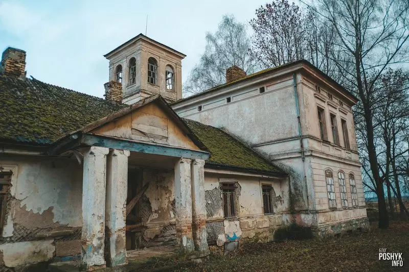 Закінутая сядзіба дэ Вірыёнаў у Лішках