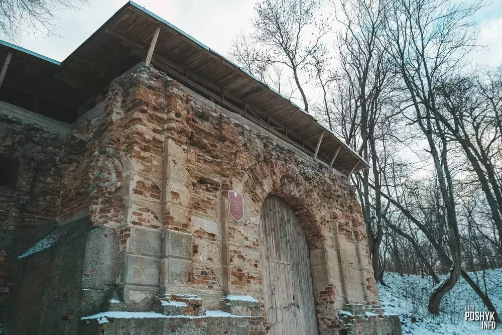 Руіны замка Сапегаў у Высокім