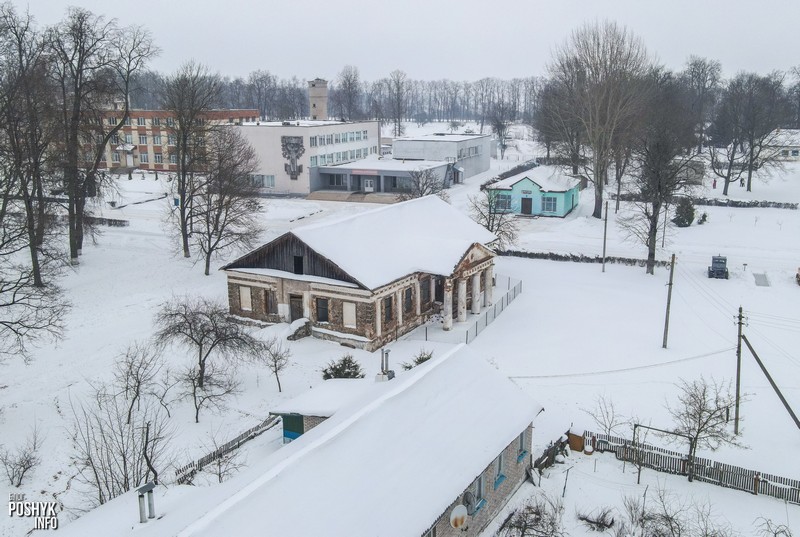 Флигель Завишей в деревне Первомайск