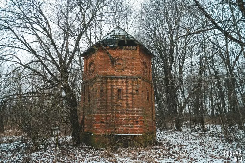 Верхняе Чэрніхава - руіны сядзібы Рдултоўскіх