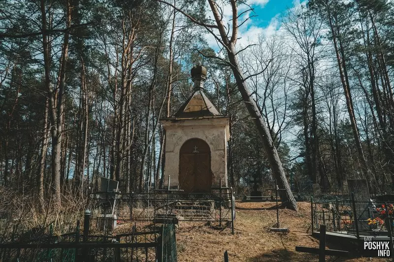 Моўчадзь праваслаўная каплічка Закінутая капліца ў вёсцы Моўчадзь