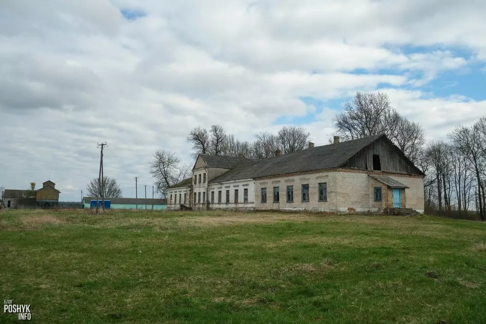 Туча, Беларусь Занядбаная сядзіба Яленскіх у вёсцы Туча