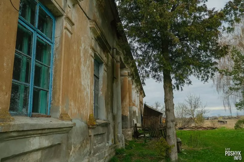 Сядзібны комплекс Бжазоўскіх у вёсцы Янавічы