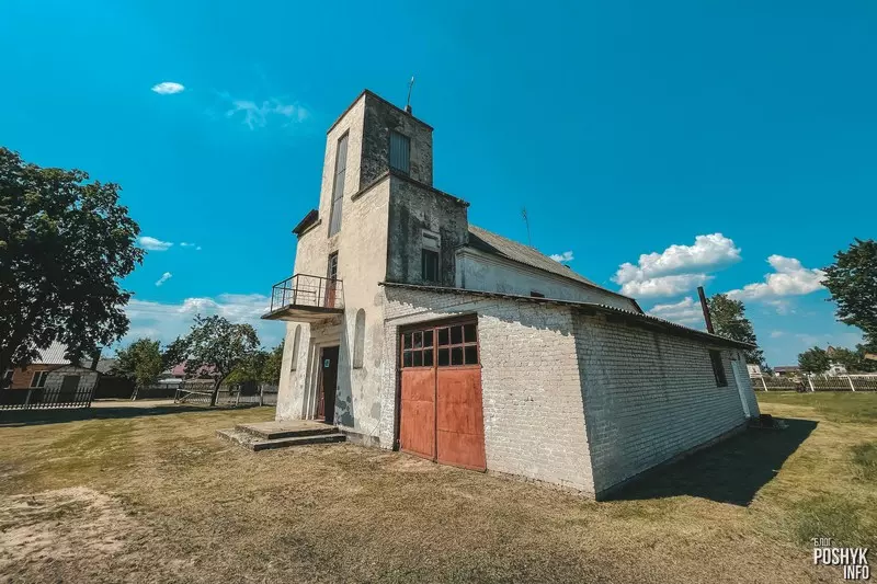 Будынак былога касцёла ў гарадскім пасёлку Антопаль Будынак былога касцёла ў гарадскім пасёлку Антопаль