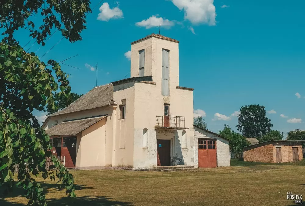 Касцёл у гарадскім пасёлку Антопаль.