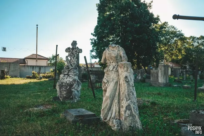Незвычайныя могілкі ў Брэсце Незвычайныя могілкі ў Брэсце