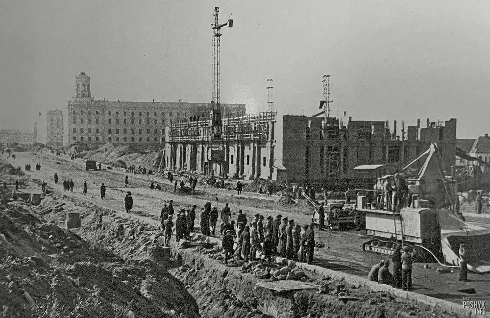 Будаўніцтва ДУМ у Менску 1948 год