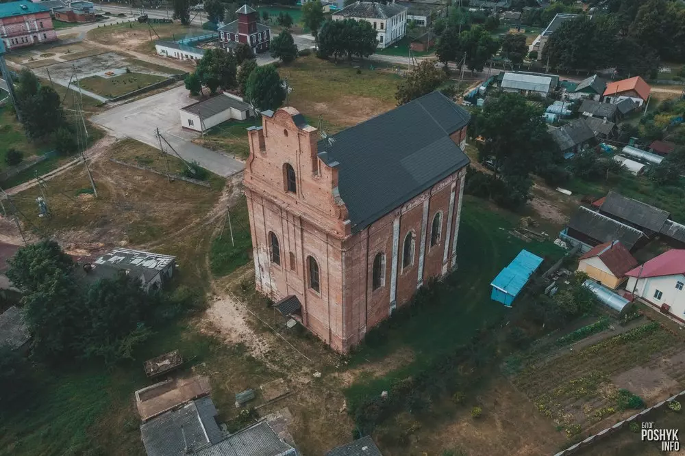 Дзіснаўскі касцёл