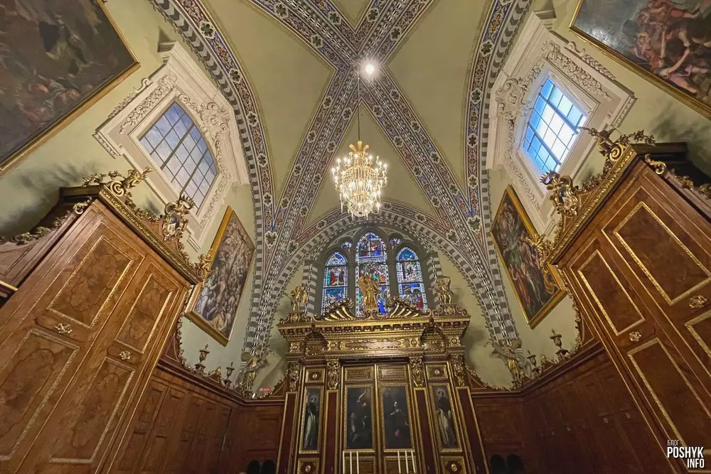 Сакрысція Санта-Марыя-Навэла