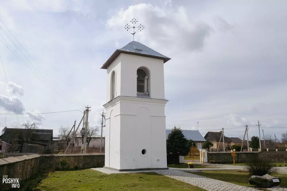 Званіца ў вёсцы Лунна Званіца ў вёсцы Лунна