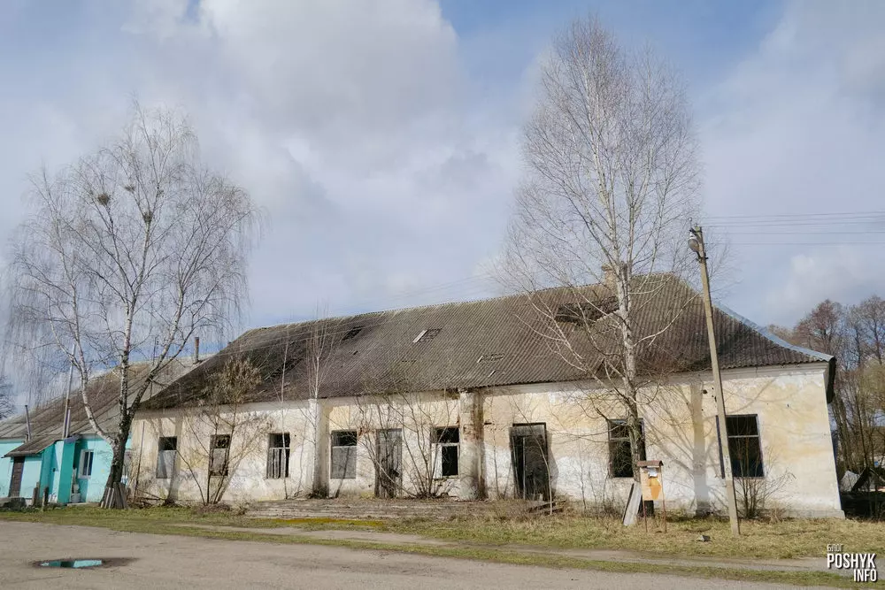 Былы сядзібны дом у аграгарадку Лунна Былы сядзібны дом у аграгарадку Лунна