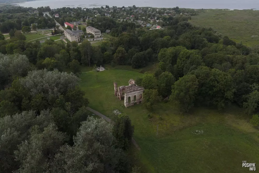 Руіны палаца Гільзенаў у Асвеі Руіны сядзібы Гільзенаў у Асвеі