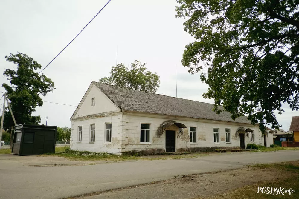 Стайня Слізняў у Новадзевяткавічах Стайня Слізняў у Новадзевяткавічах
