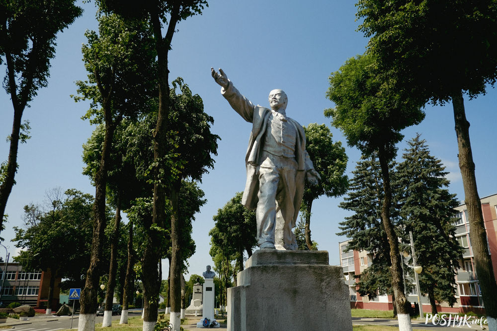 Памятник Ленину в Свислочи