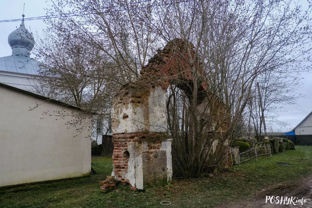 Руіны брамы Гарадок