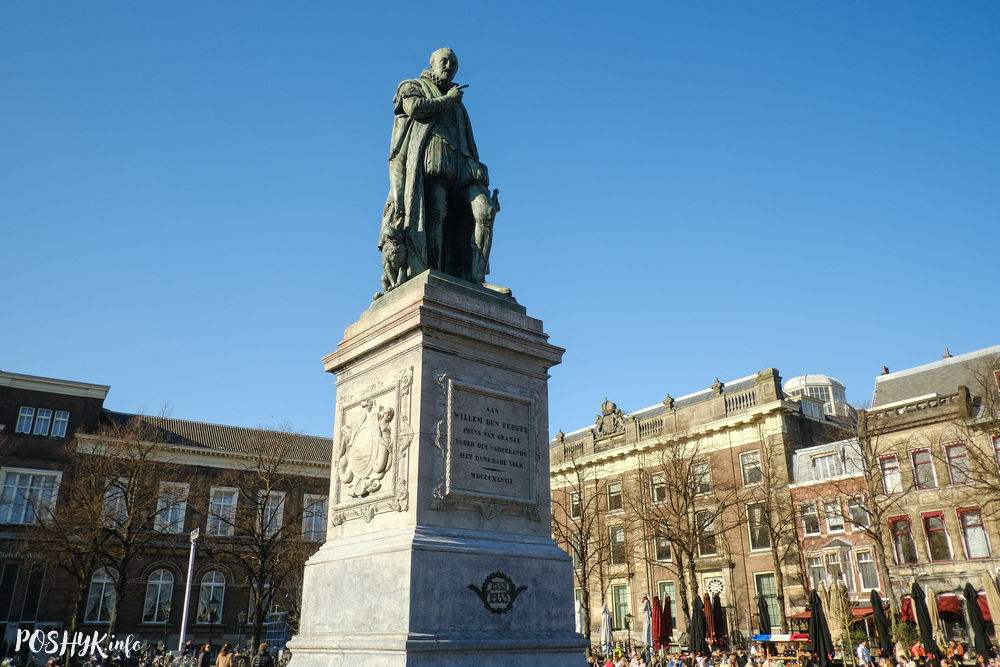 Памятники в Гааге