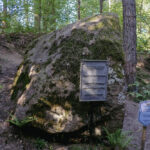 Камень филаретов в Карчова (Тугановичи) Необычные памятники природы в Беларуси