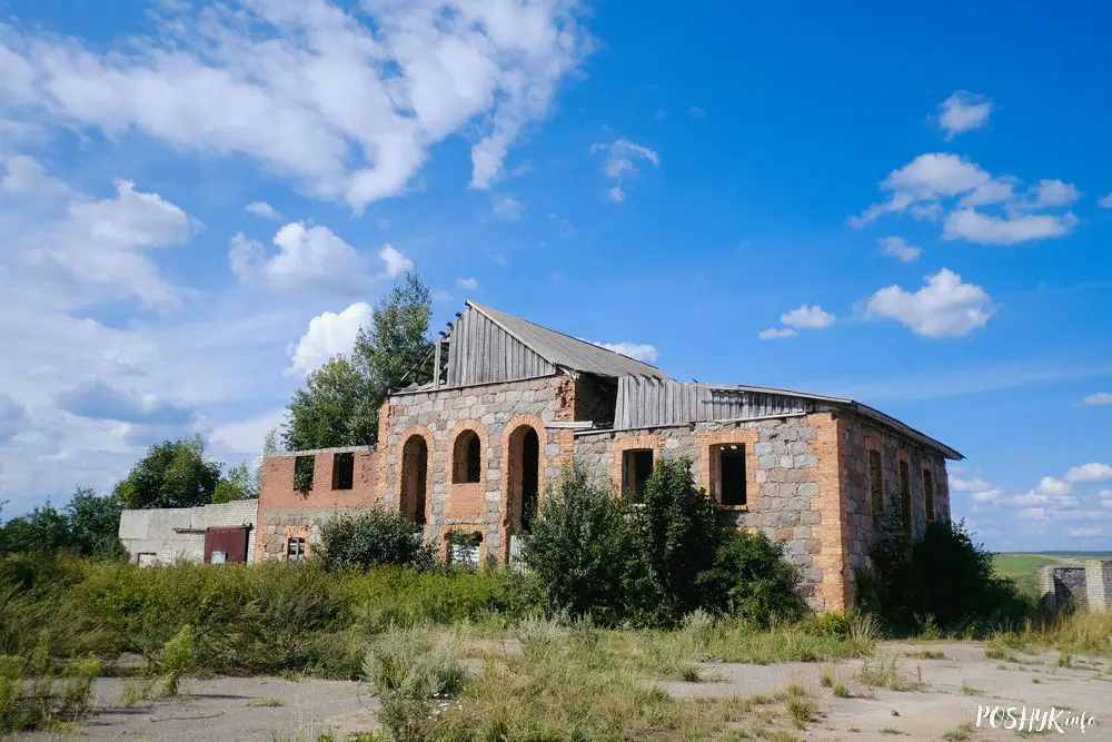 Руіны бровара Умястоўскіх у Малых Канвелішках