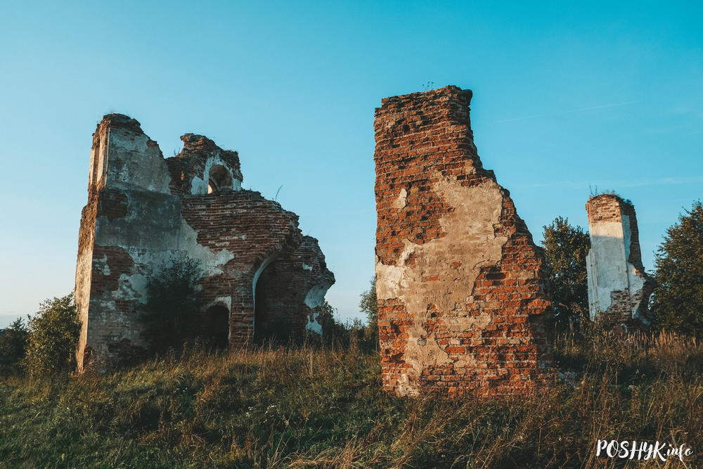 10 невялічкіх руін цэркваў з усёй Беларусі