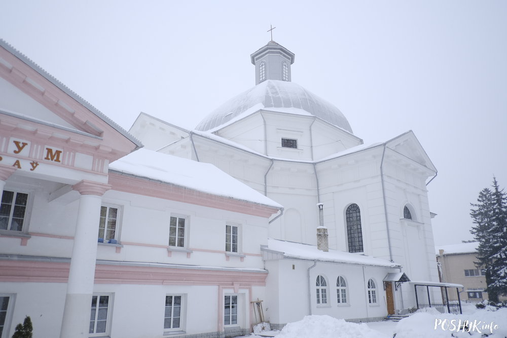 Касцёл Святой Тэрэзы і кляштар піяраў у Шчучыне